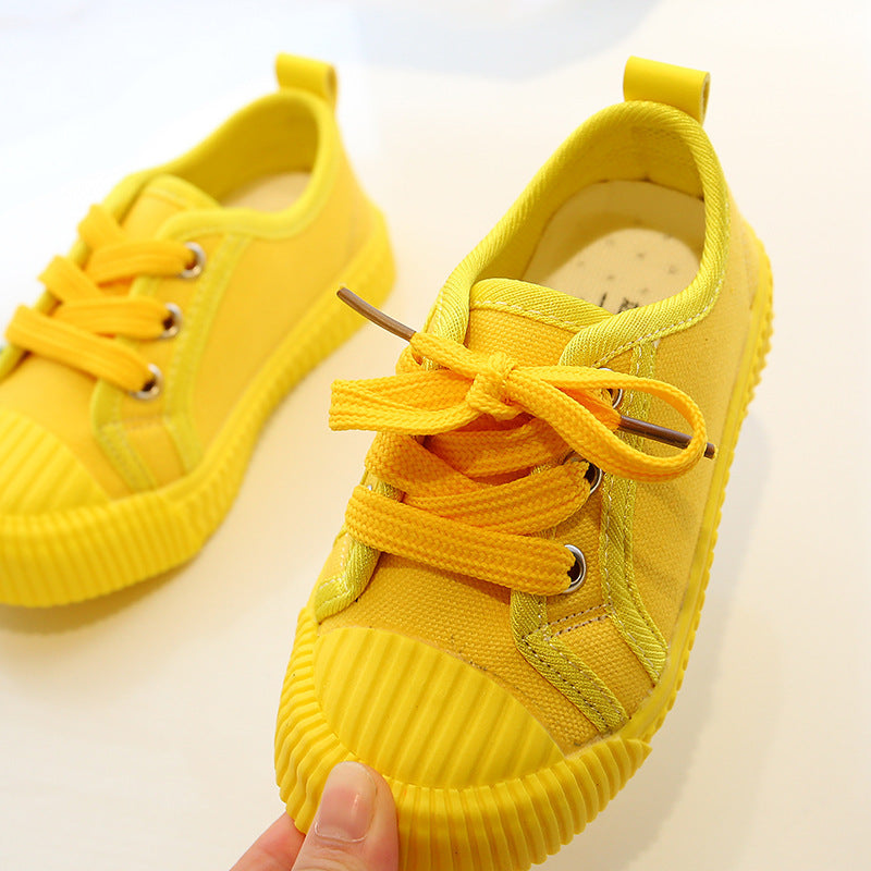 Candy-colored canvas children's shoes