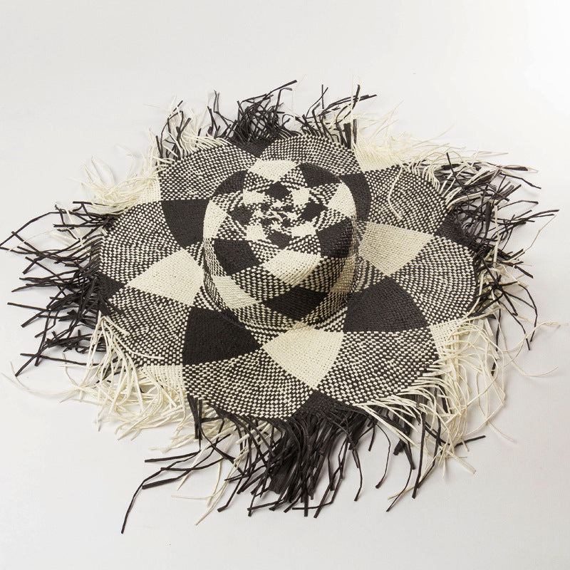 Straw hat with flat top and hairy brim