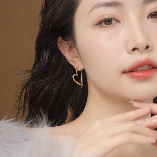Simple Cold Style Love Heart Earrings
