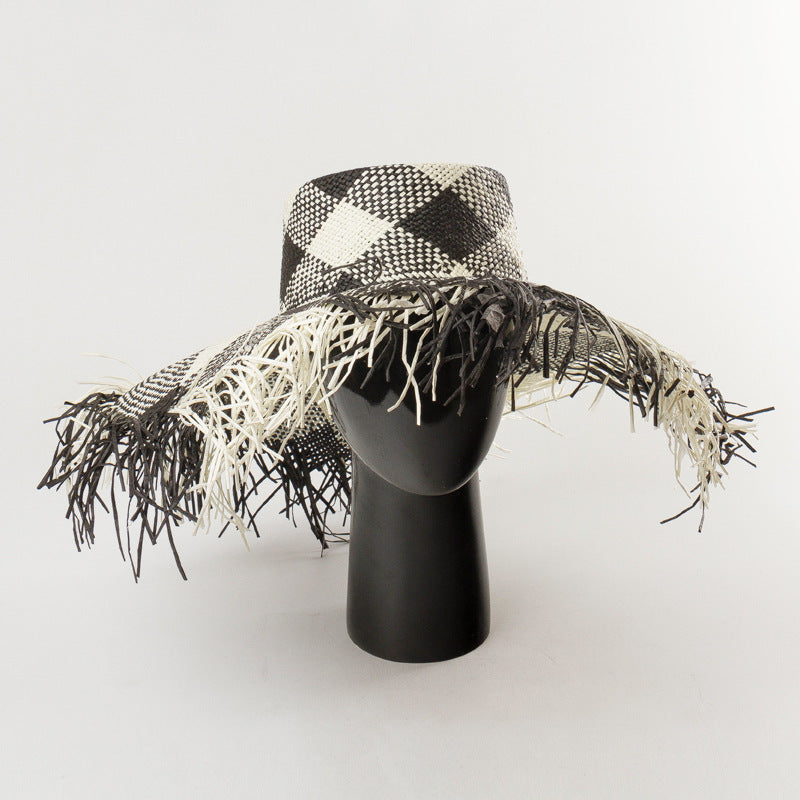 Straw hat with flat top and hairy brim