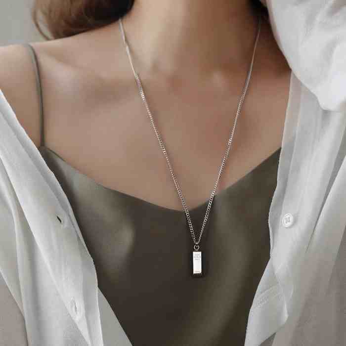 Special-interest Design Rich Small Gold Bar Long Necklace For Women