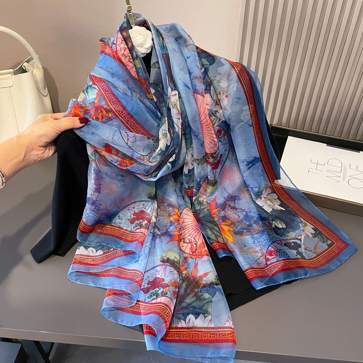 Thin Yourou Yarn Begonia Scarf Shawl