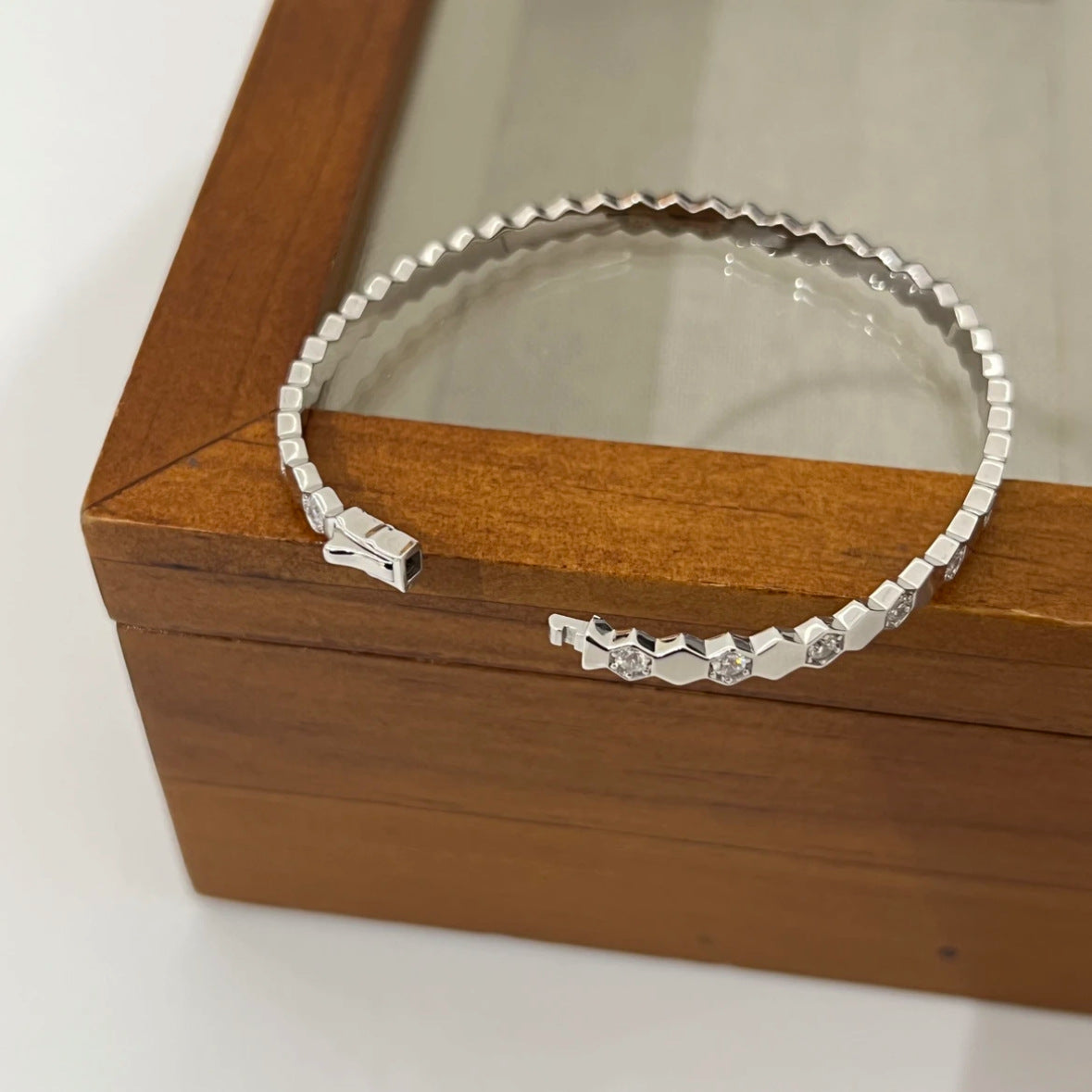 High Quality 925 Silver Moissanite Honeycomb Silver Bracelet