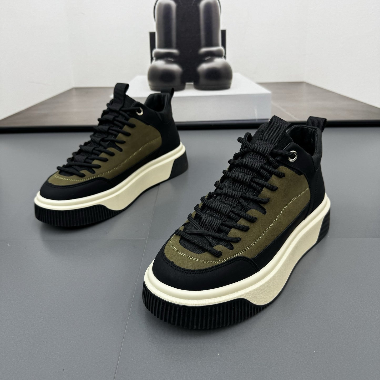 Sports And Leisure Men's Versatile Thick Bottom Hight Increasing Board Shoes