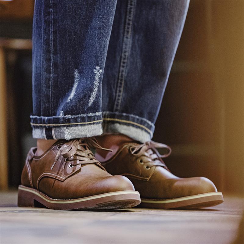 Fashion Men's Retro British Style Casual Leather Shoes
